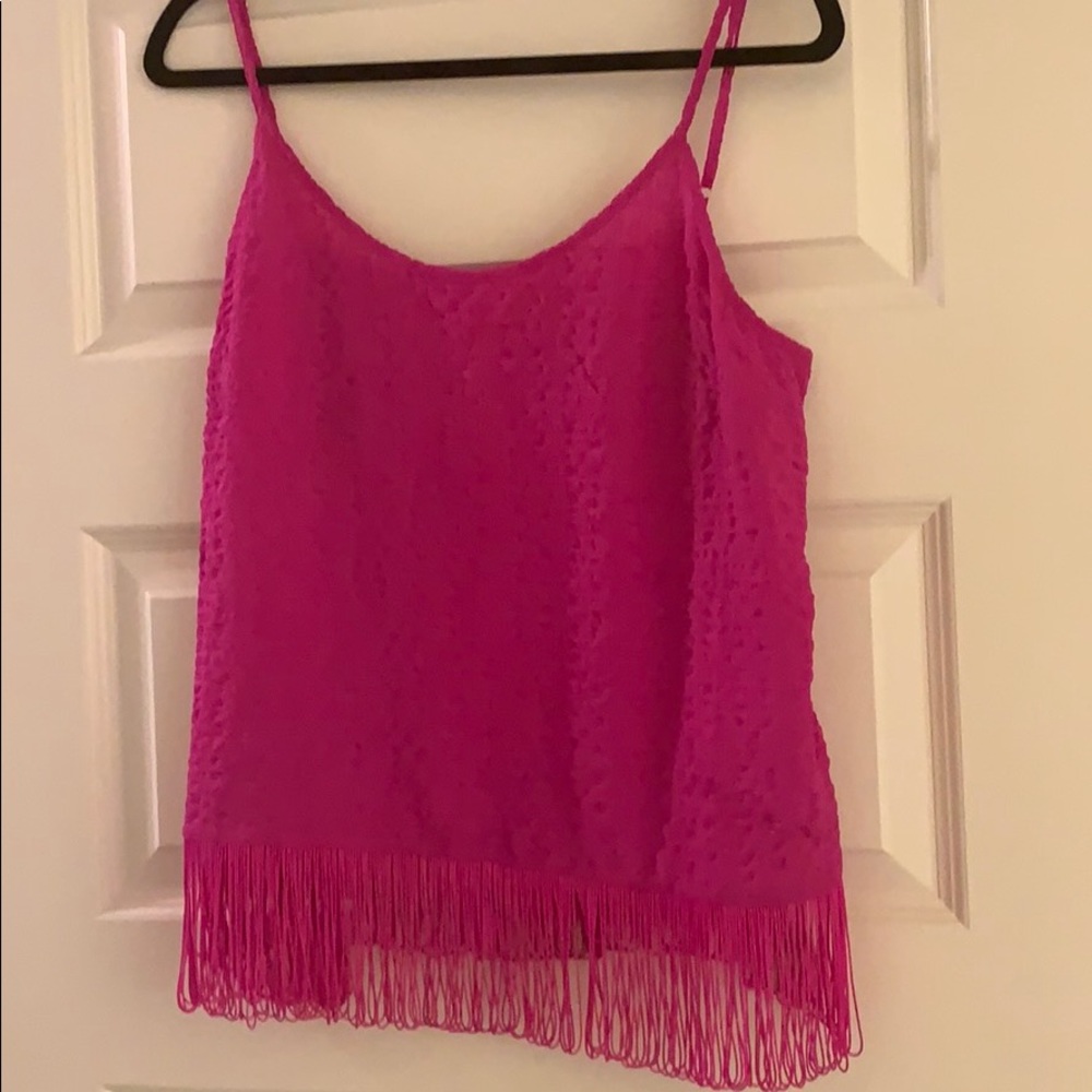 LILLY PULITZER NAEEM TOP IN MAGENTA